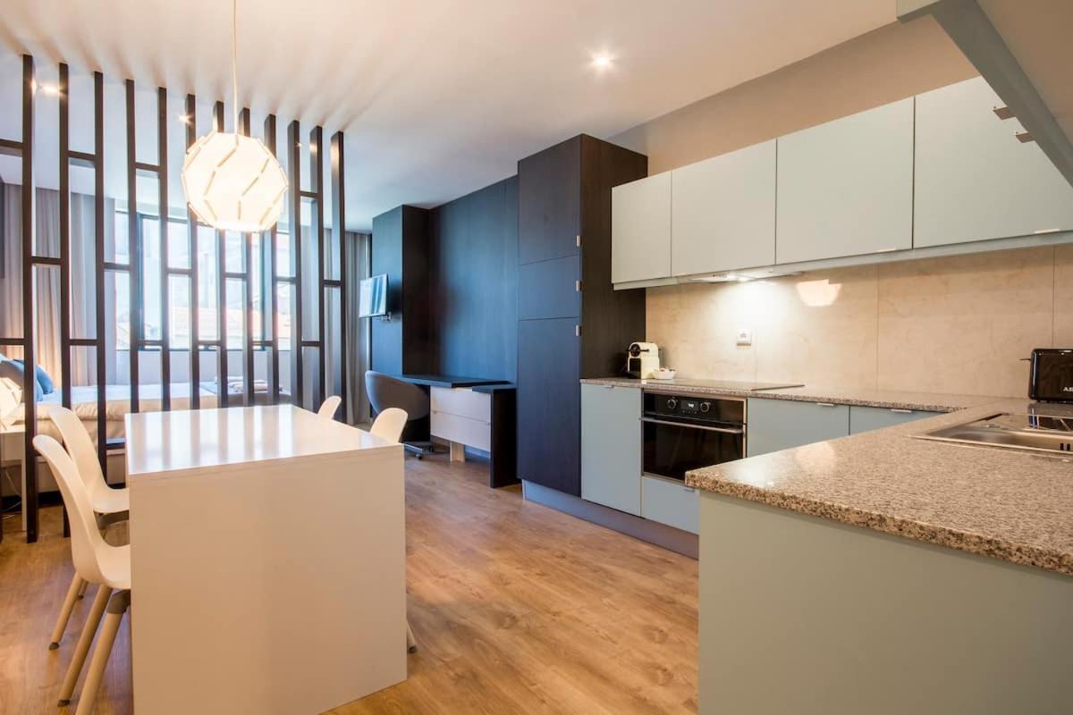 408 Gale Center Apartamento Wi-Fi, Estacionamento Porto Dış mekan fotoğraf